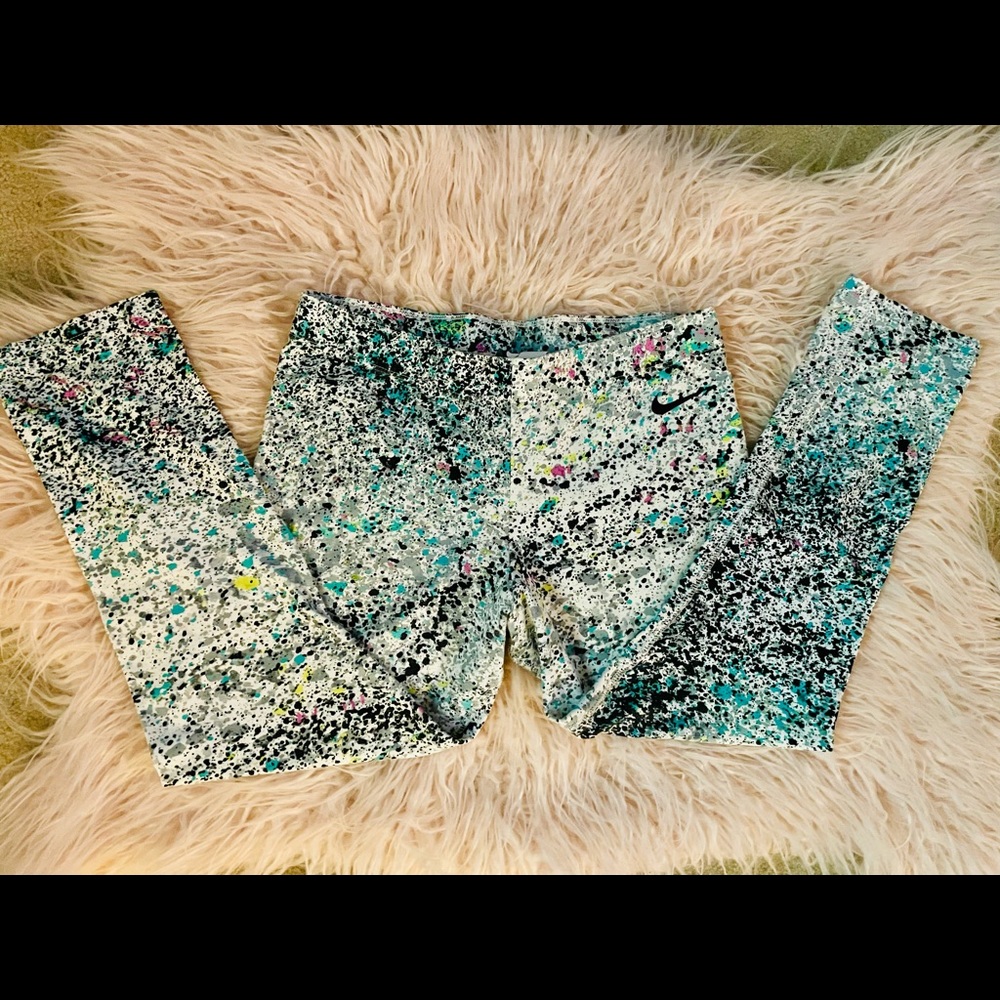 Nike splatter leggings